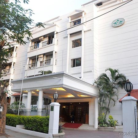 Nalapad'S Hotel Bangalore International Exteriör bild