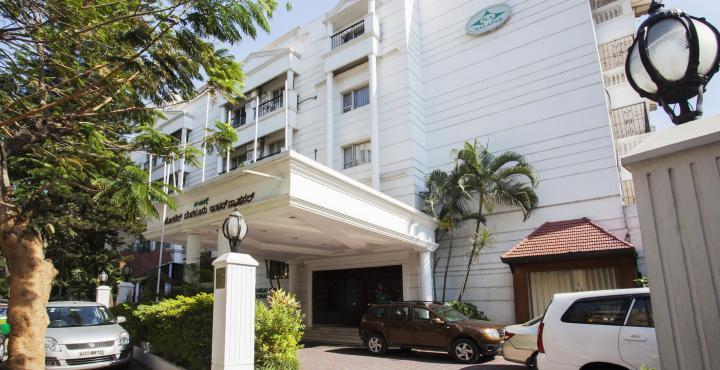 Nalapad'S Hotel Bangalore International Exteriör bild