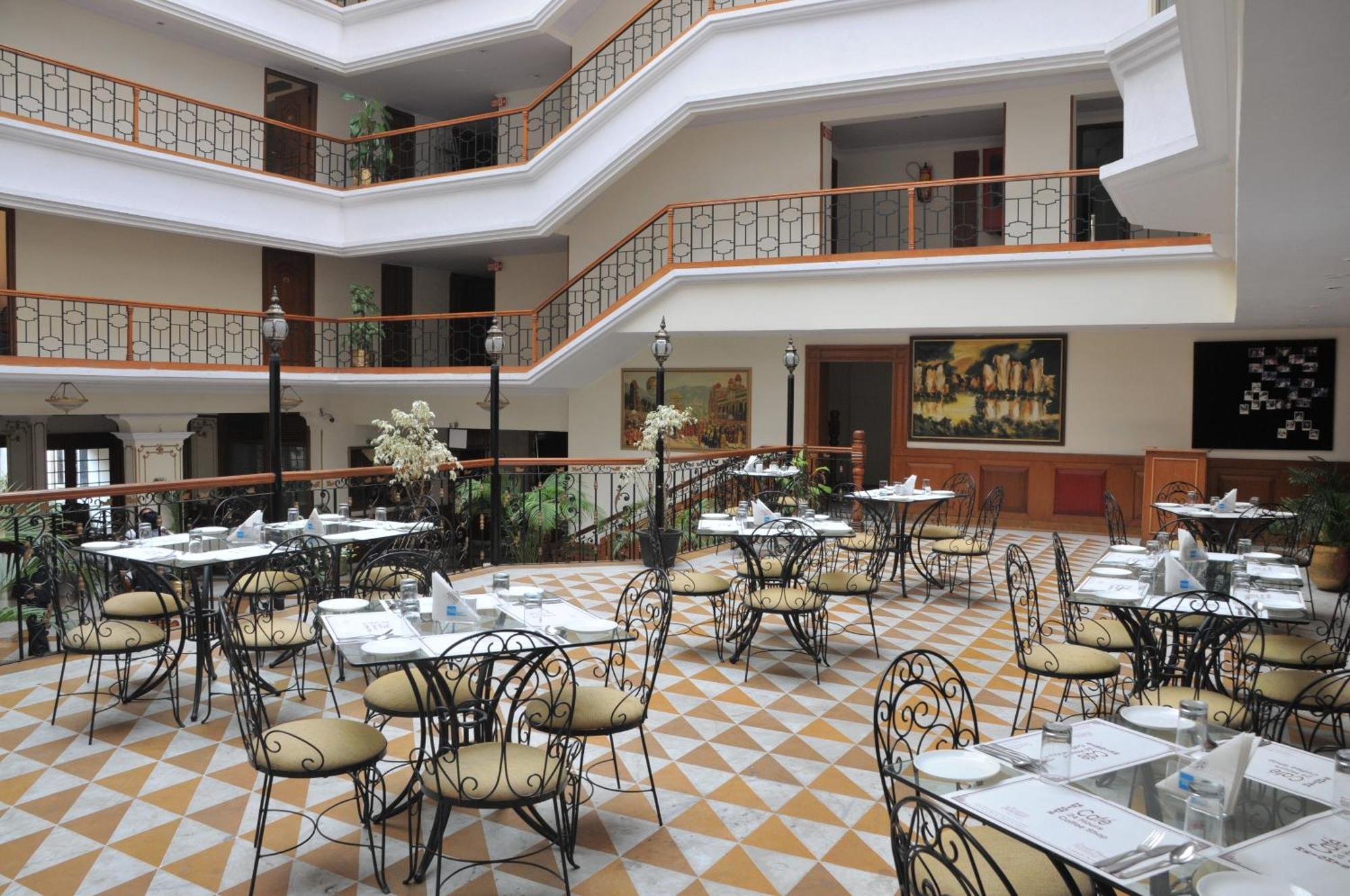 Nalapad'S Hotel Bangalore International Exteriör bild