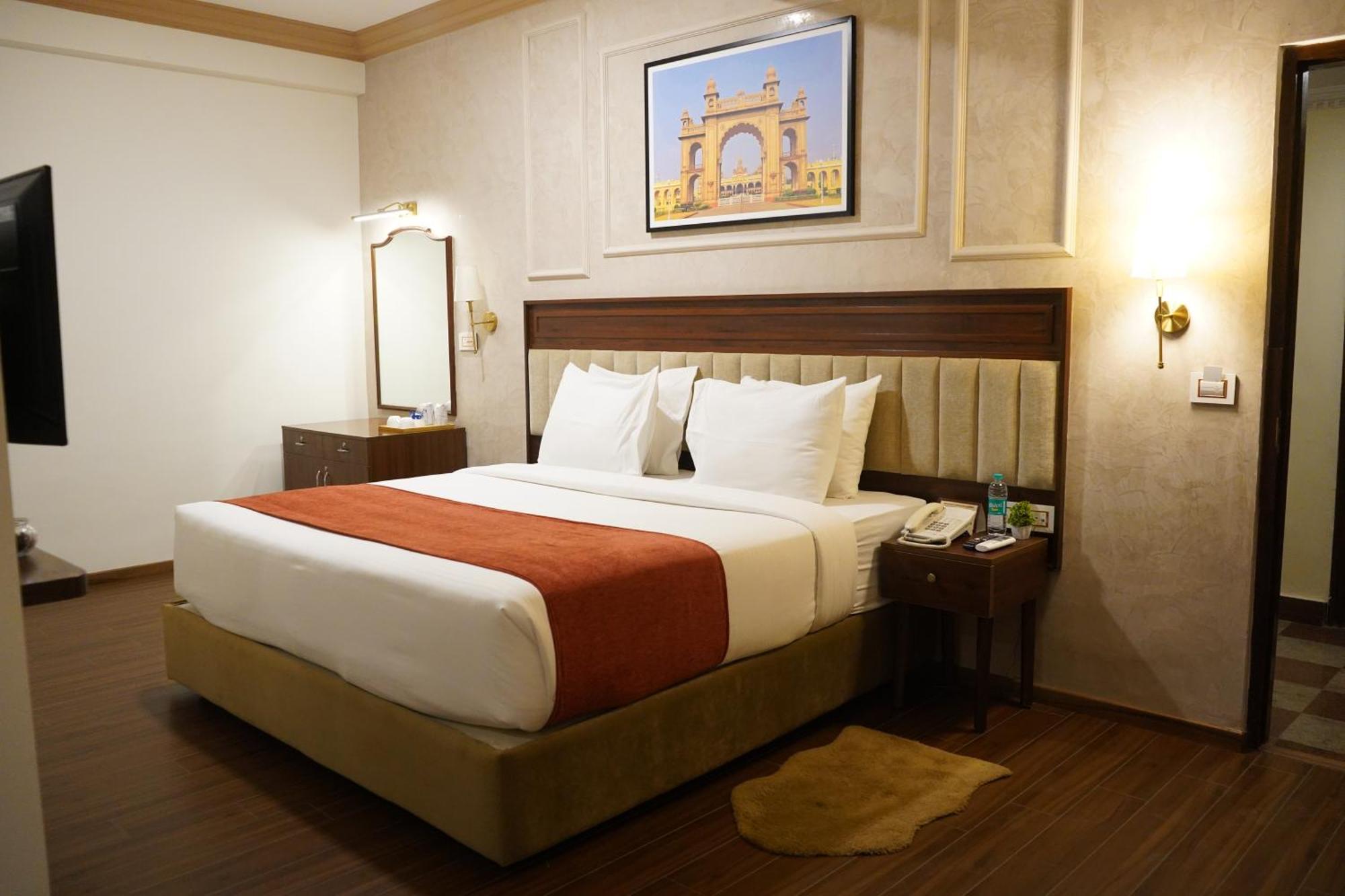 Nalapad'S Hotel Bangalore International Exteriör bild