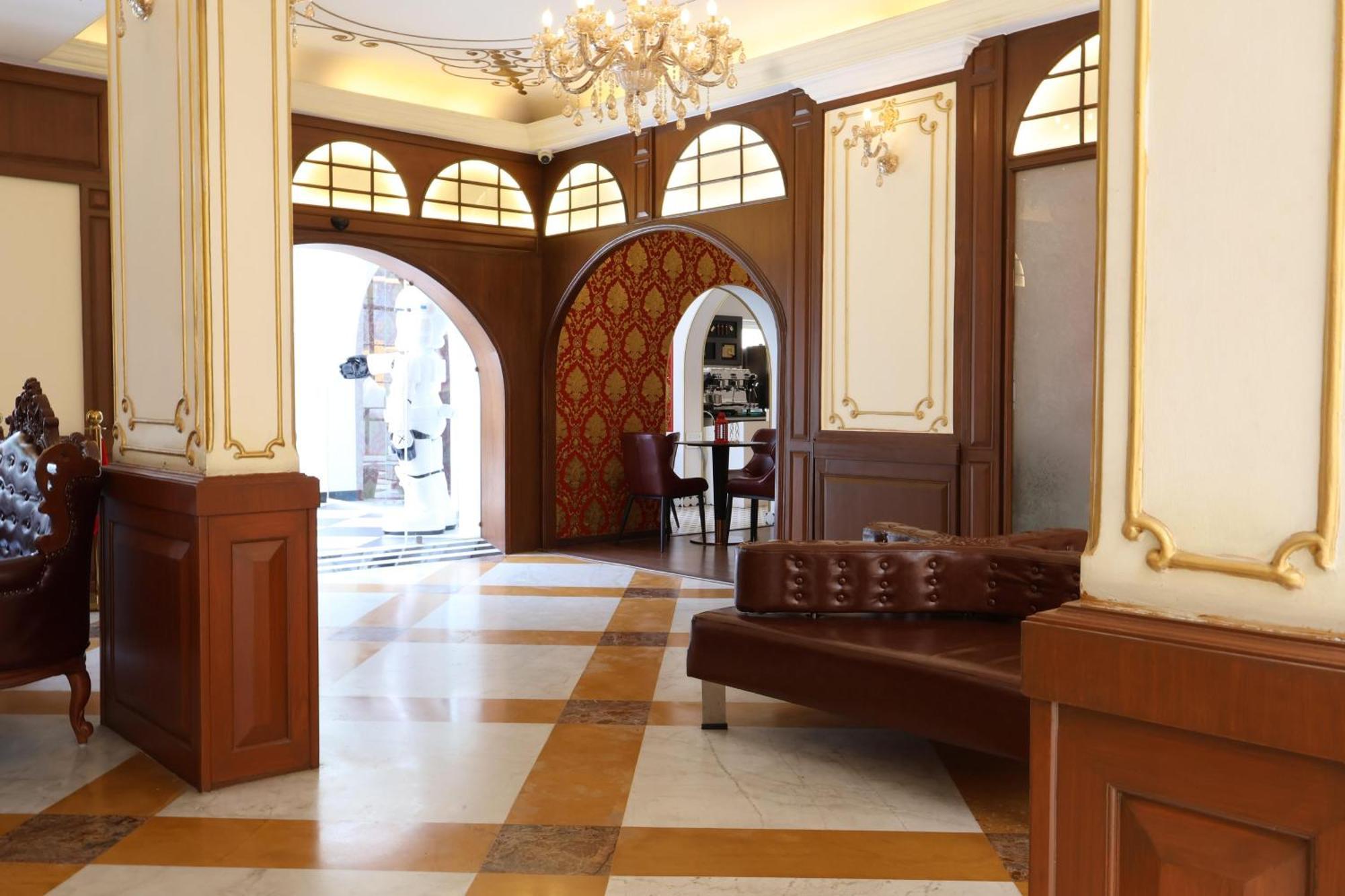 Nalapad'S Hotel Bangalore International Exteriör bild