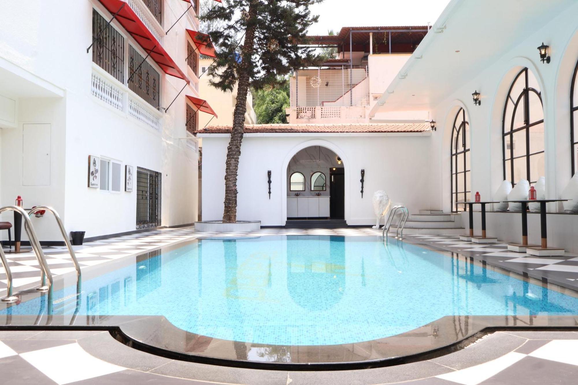 Nalapad'S Hotel Bangalore International Exteriör bild