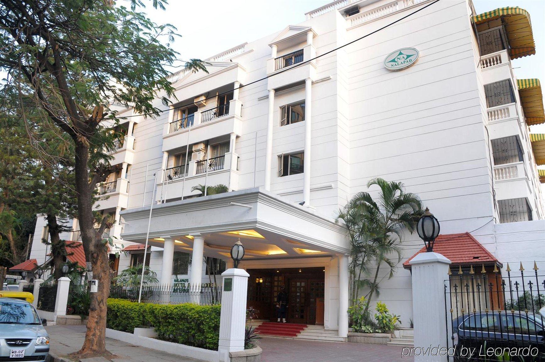 Nalapad'S Hotel Bangalore International Exteriör bild