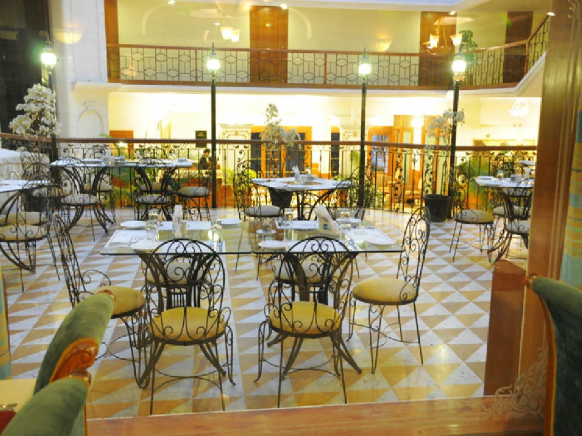 Nalapad'S Hotel Bangalore International Exteriör bild